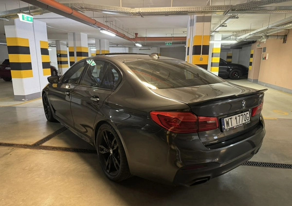 BMW Seria 5 cena 139999 przebieg: 210000, rok produkcji 2017 z Warszawa małe 379
